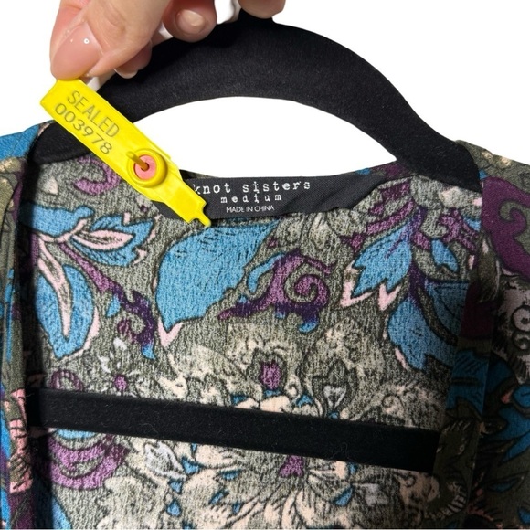 Knot Sisters Asymmetrical High Low Button down Boho Chic Wrap Style Dress Size M - Picture 7 of 14